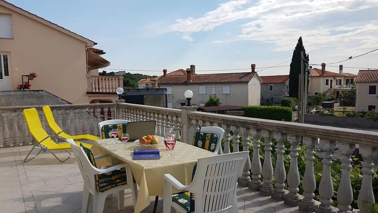 Apartment Apartmani Diva Malinska Croatia