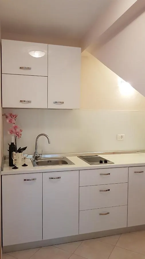 Apartment Apartmani Diva Malinska Croatia