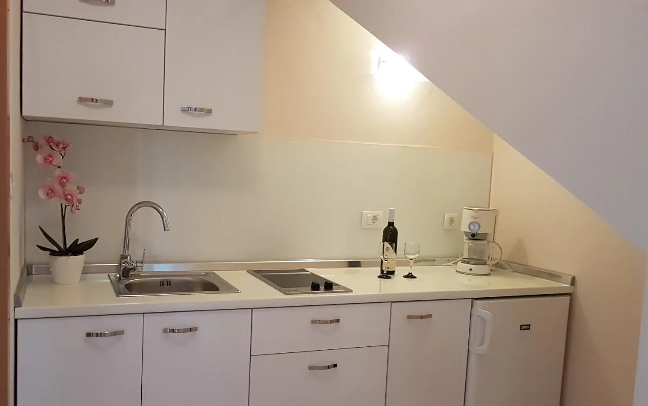 Apartmani Diva Malinska