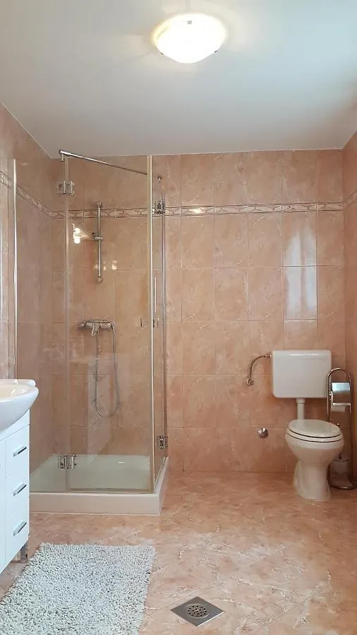 Apartmani Diva Malinska 0*,