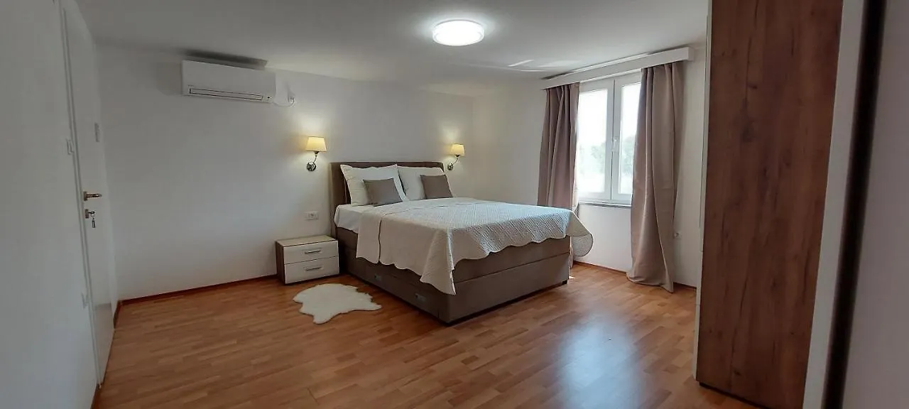 Apartmani Diva Malinska 0*,